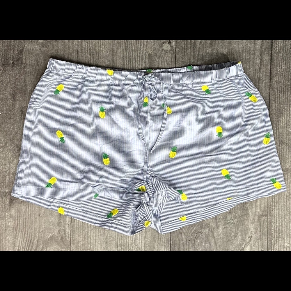 ⭐️Tabitha Webb 2-Piece Pineapple Pajama Set [1745] - Picture 5 of 11